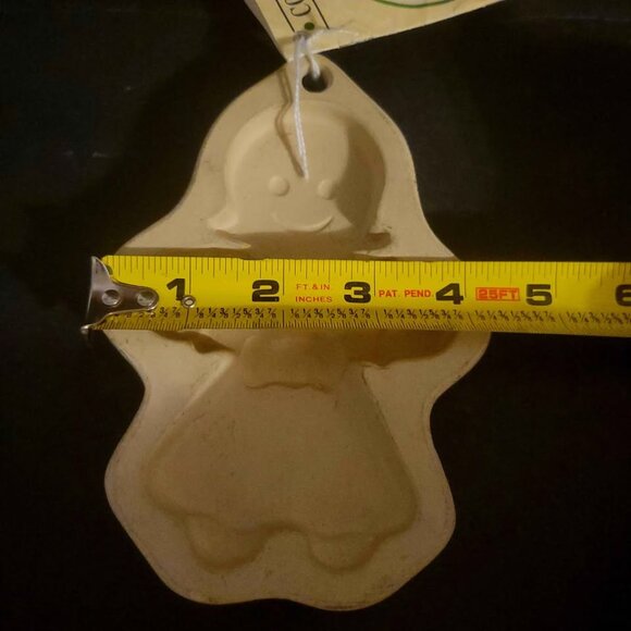 Superstone Gingerbread Cookie Mold Made Of Natural Stoneware By Sassafras Enterp - Picture 8 of 8